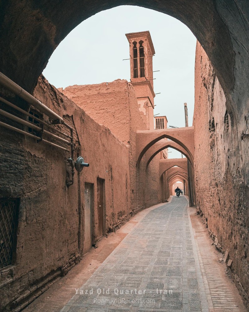 An alley in Yazd’s old town, lined with traditional mud-brick walls