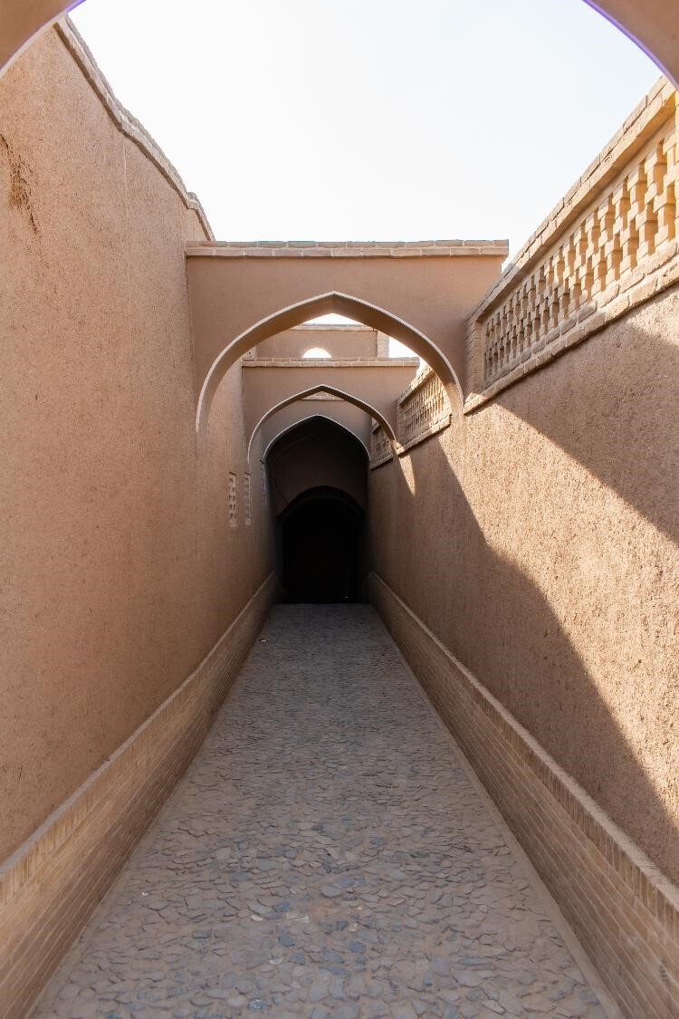 the essence of a hidden alleyway in Kashan